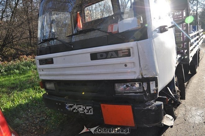 Kolizja na Ostrowskiej [04.11.2013] - zdjęcie #3 - eOstroleka.pl