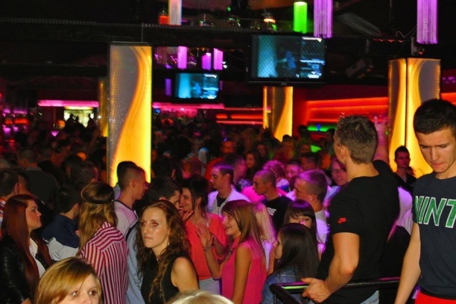 Halloween w Clubie Ibiza: Wystąpił DJ Hazel [02.11.2013] - zdjęcie #27 - eOstroleka.pl