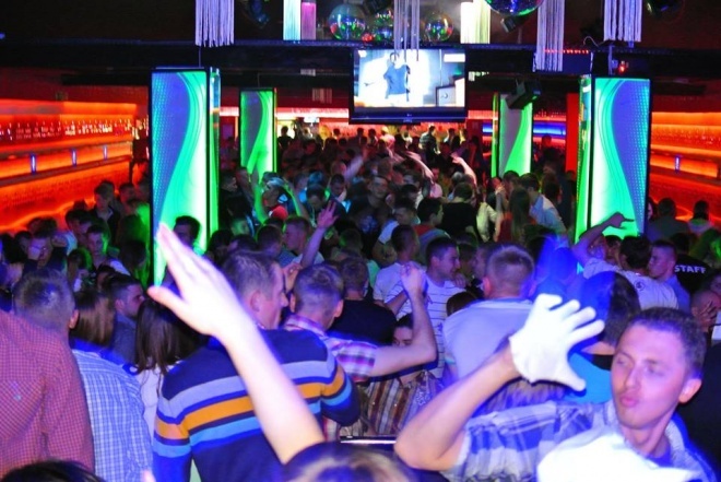 Halloween w Clubie Ibiza: Wystąpił DJ Hazel [02.11.2013] - zdjęcie #44 - eOstroleka.pl