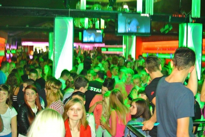 Halloween w Clubie Ibiza: Wystąpił DJ Hazel [02.11.2013] - zdjęcie #97 - eOstroleka.pl