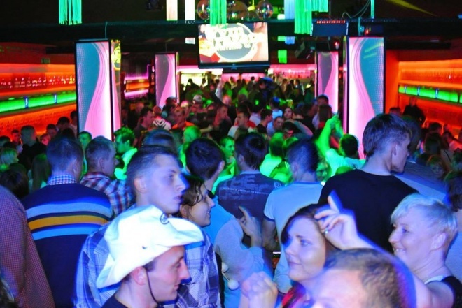 Halloween w Clubie Ibiza: Wystąpił DJ Hazel [02.11.2013] - zdjęcie #63 - eOstroleka.pl