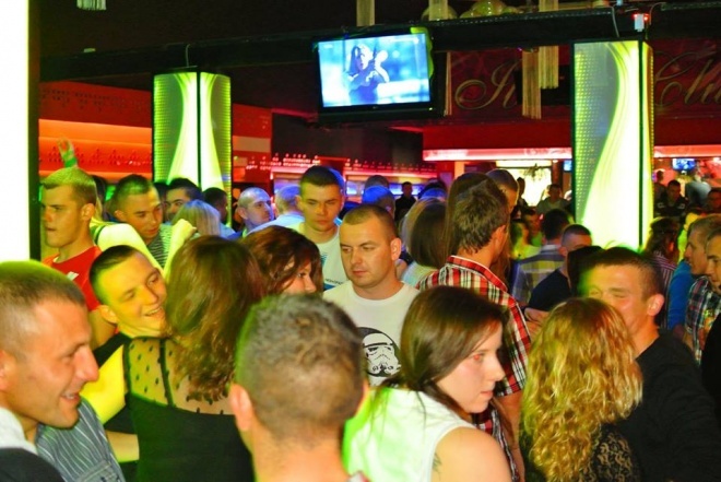 Halloween w Clubie Ibiza: Wystąpił DJ Hazel [02.11.2013] - zdjęcie #28 - eOstroleka.pl