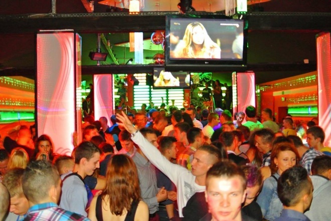 Halloween w Clubie Ibiza: Wystąpił DJ Hazel [02.11.2013] - zdjęcie #30 - eOstroleka.pl