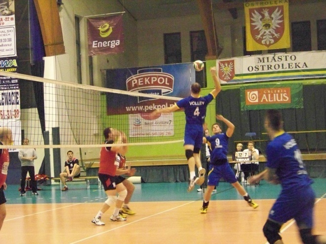 IV liga: SPS Volley Ostrołęka - Iskra Volley Zielona (03.11.2013) - zdjęcie #20 - eOstroleka.pl