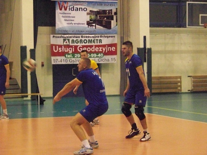 IV liga: SPS Volley Ostrołęka - Iskra Volley Zielona (03.11.2013) - zdjęcie #17 - eOstroleka.pl