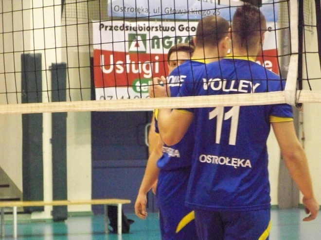 IV liga: SPS Volley Ostrołęka - Iskra Volley Zielona (03.11.2013) - zdjęcie #15 - eOstroleka.pl
