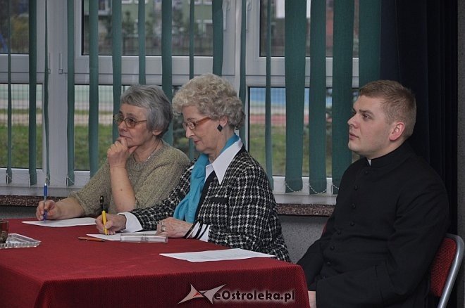 XIX Międzyszkolny Konkurs Recytatorski Prozy i Poezji Religijnej [05.11.2013] - zdjęcie #10 - eOstroleka.pl
