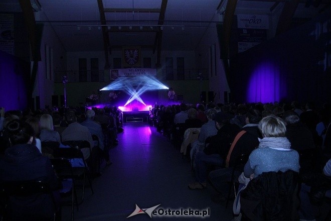 Legendarne „Czerwone Gitary” zagrały w Ostrołęce [ZDJĘCIA] - zdjęcie #18 - eOstroleka.pl