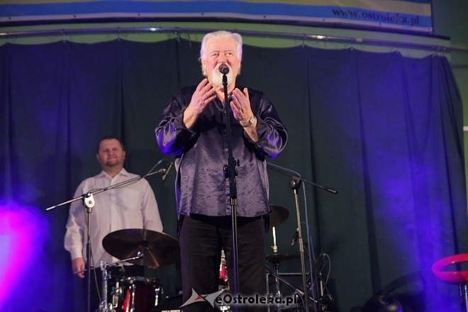 Legendarne „Czerwone Gitary” zagrały w Ostrołęce [ZDJĘCIA] - zdjęcie #2 - eOstroleka.pl