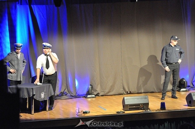 Kabaret Młodych Panów w Ostrołęce: Udowodnili, że są „Bezczelnie młodzi” [06.11.2013] - zdjęcie #86 - eOstroleka.pl
