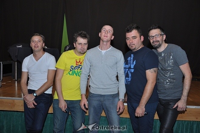Kabaret Młodych Panów w Ostrołęce: Udowodnili, że są „Bezczelnie młodzi” [06.11.2013] - zdjęcie #17 - eOstroleka.pl