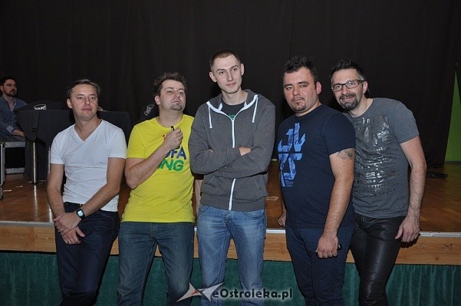 Kabaret Młodych Panów w Ostrołęce: Udowodnili, że są „Bezczelnie młodzi” [06.11.2013] - zdjęcie #15 - eOstroleka.pl