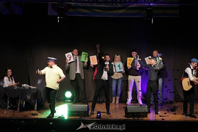 Kabaret Młodych Panów w Ostrołęce: Udowodnili, że są „Bezczelnie młodzi” [06.11.2013] - zdjęcie #72 - eOstroleka.pl