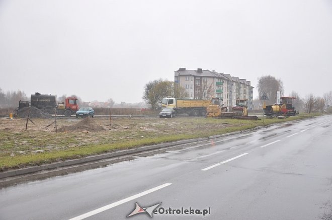 Uwaga kierowcy: Utrudnienia na Alei Jana Pawła II  [08.11.2013] - zdjęcie #2 - eOstroleka.pl