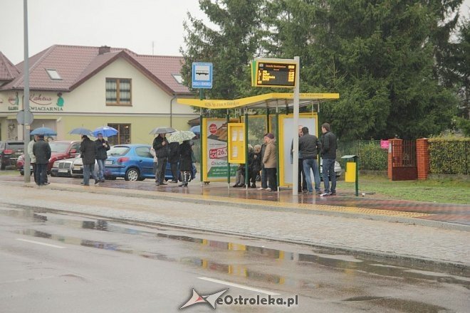 Nowa zatoczka autobusowa przy ulicy Sienkiewicza [ZDJĘCIA] - zdjęcie #5 - eOstroleka.pl