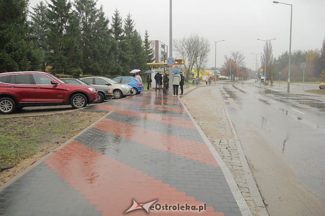 Nowa zatoczka autobusowa przy ulicy Sienkiewicza [ZDJĘCIA] - zdjęcie #10 - eOstroleka.pl