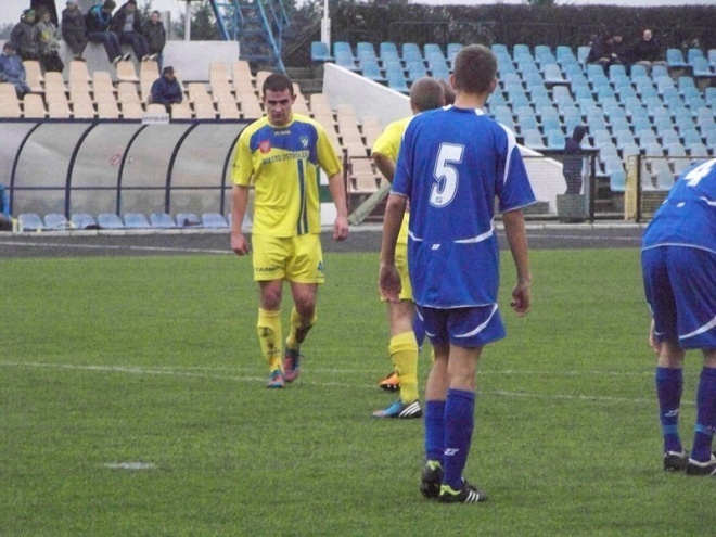 Korona HiD Ostrołęka - Wisła II Płock (09.11.2013) - zdjęcie #3 - eOstroleka.pl