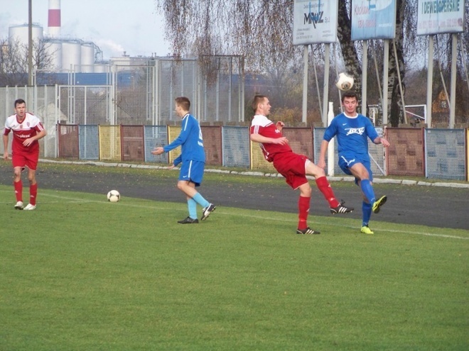 Narew Ostrołęka - KS Łomianki (10.11.2013) - zdjęcie #41 - eOstroleka.pl