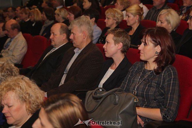 Uroczysta sesja Rady Miasta z okazji Święta Niepodległości [ZDJĘCIA] - zdjęcie #30 - eOstroleka.pl