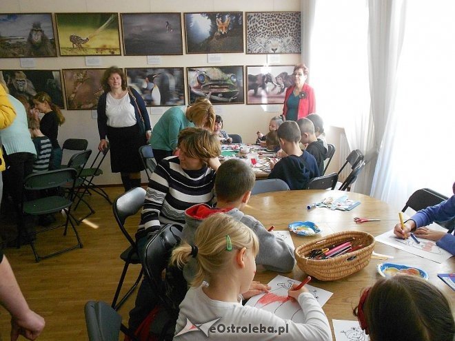 Barwy Niepodległej - warsztaty w Muzeum Kultury Kurpiowskiej [ZDJĘCIA] - zdjęcie #32 - eOstroleka.pl
