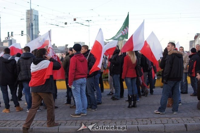 Marsz Niepodległości [11.11.2013] - zdjęcie #12 - eOstroleka.pl