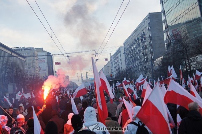 Marsz Niepodległości [11.11.2013] - zdjęcie #28 - eOstroleka.pl