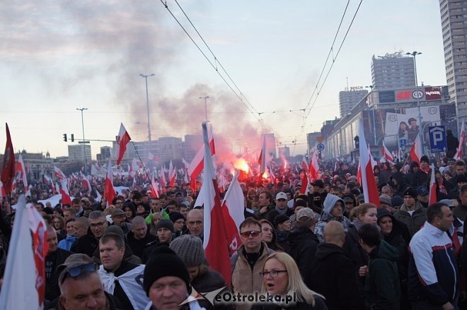 Marsz Niepodległości [11.11.2013] - zdjęcie #29 - eOstroleka.pl