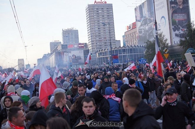 Marsz Niepodległości [11.11.2013] - zdjęcie #31 - eOstroleka.pl