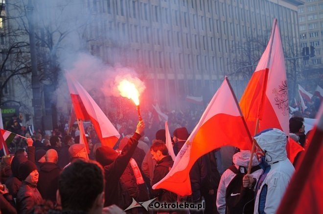 Marsz Niepodległości [11.11.2013] - zdjęcie #39 - eOstroleka.pl