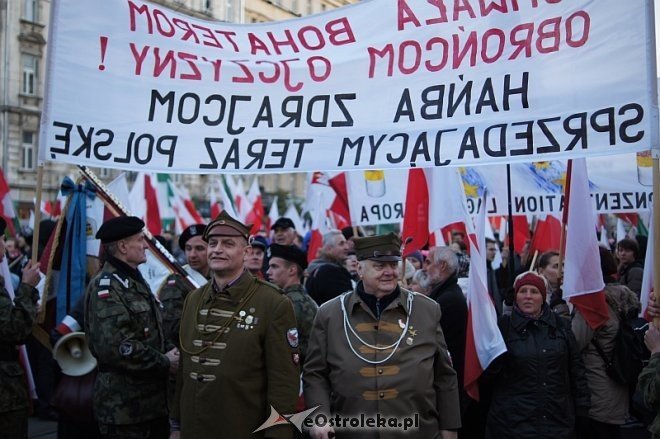 Marsz Niepodległości [11.11.2013] - zdjęcie #46 - eOstroleka.pl