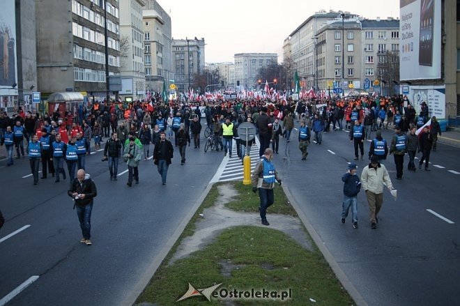 Marsz Niepodległości [11.11.2013] - zdjęcie #76 - eOstroleka.pl