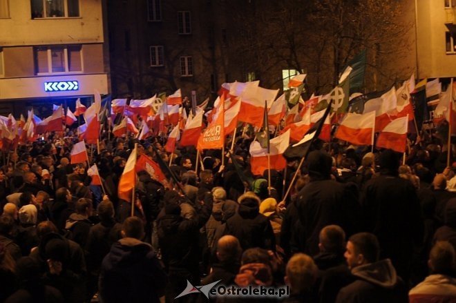 Marsz Niepodległości [11.11.2013] - zdjęcie #131 - eOstroleka.pl