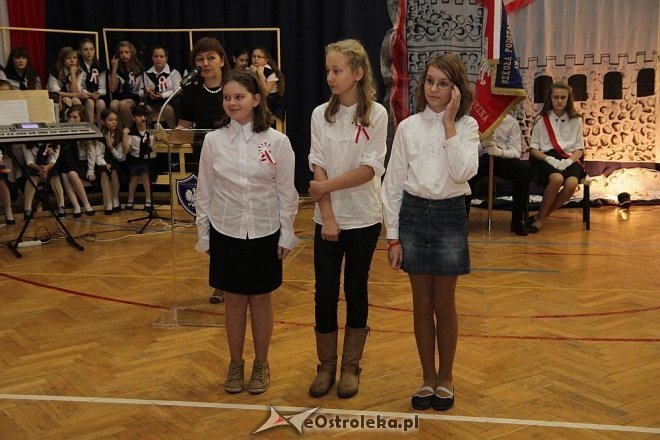 Dzień Patrona w SP nr 6 im. Orła Białego w Ostrołęce [13.11.2013] - zdjęcie #19 - eOstroleka.pl