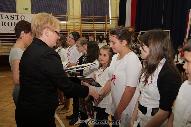 Dzień Patrona w SP nr 6 im. Orła Białego w Ostrołęce [13.11.2013] - zdjęcie #12 - eOstroleka.pl