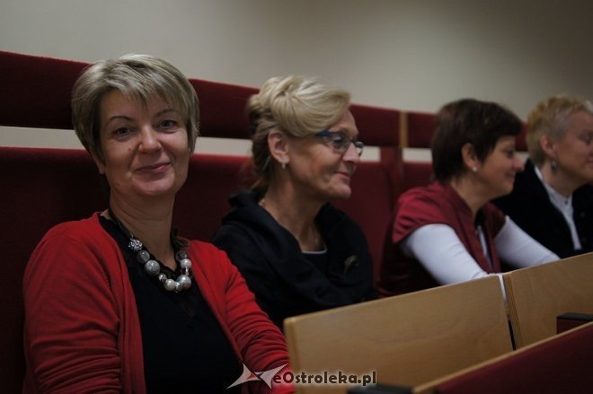 „Bezpieczeństwo w szkole a zagrożenia w środowisku lokalnym” - konferencja w Wyższej Szkole Administracji Publicznej [14.11.2013] - zdjęcie #12 - eOstroleka.pl
