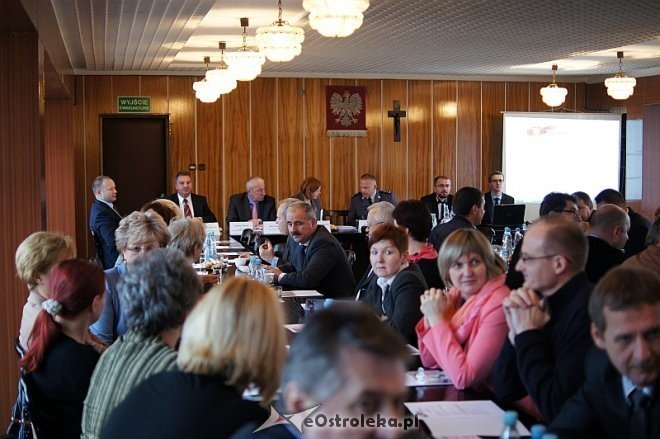 Samorządowcy z regionu ostrołęckiego, spotkali się z wojewodą mazowieckim [14.11.2013] - zdjęcie #1 - eOstroleka.pl