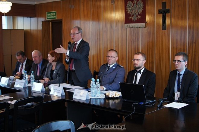 Samorządowcy z regionu ostrołęckiego, spotkali się z wojewodą mazowieckim [14.11.2013] - zdjęcie #4 - eOstroleka.pl