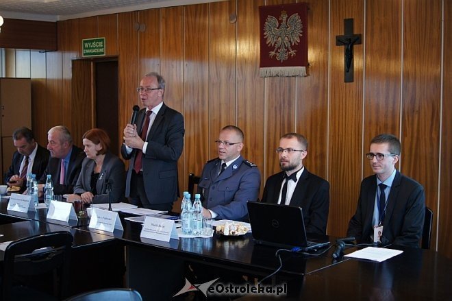 Samorządowcy z regionu ostrołęckiego, spotkali się z wojewodą mazowieckim [14.11.2013] - zdjęcie #5 - eOstroleka.pl