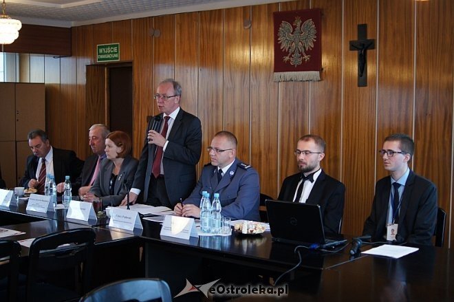 Samorządowcy z regionu ostrołęckiego, spotkali się z wojewodą mazowieckim [14.11.2013] - zdjęcie #10 - eOstroleka.pl