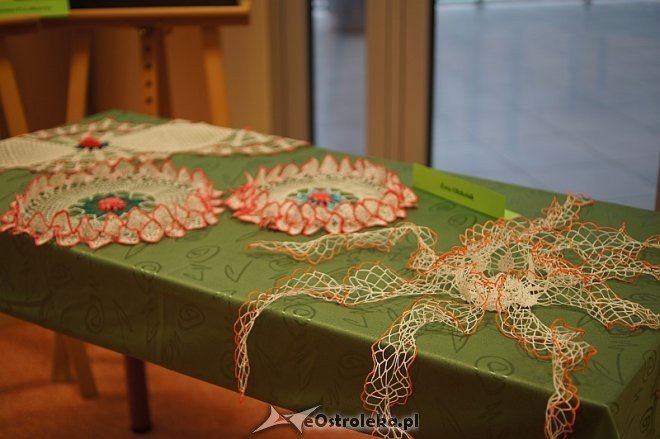 Wystawa twórczości nauczycieli [15.11.2013] - zdjęcie #10 - eOstroleka.pl