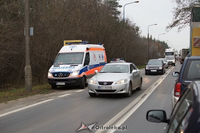 Kolizja [15.11.2013] - zdjęcie #8 - eOstroleka.pl