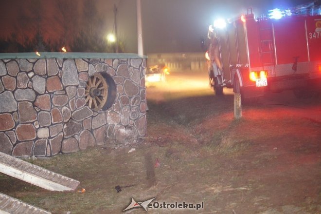 Wypadek w Korczakach [15.11.2013] - zdjęcie #4 - eOstroleka.pl