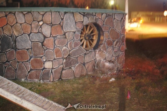 Wypadek w Korczakach [15.11.2013] - zdjęcie #3 - eOstroleka.pl