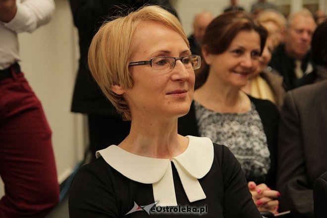 Jubileusz 25-lecia II LO w Ostrołęce: Koncert chóru Cantillena [16.11.2013] - zdjęcie #1 - eOstroleka.pl