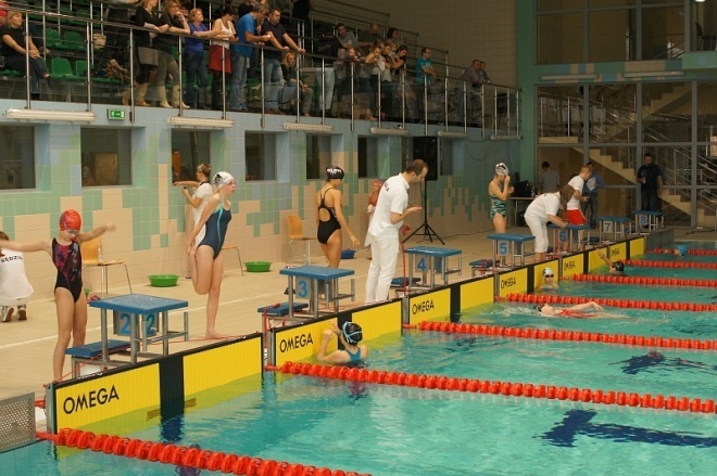 II Mistrzostwa Ostrołęki w pływaniu (16.11.2013) - zdjęcie #55 - eOstroleka.pl