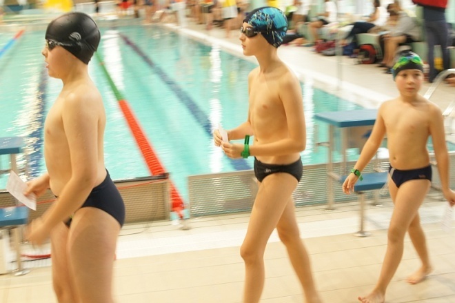 II Mistrzostwa Ostrołęki w pływaniu (16.11.2013) - zdjęcie #39 - eOstroleka.pl