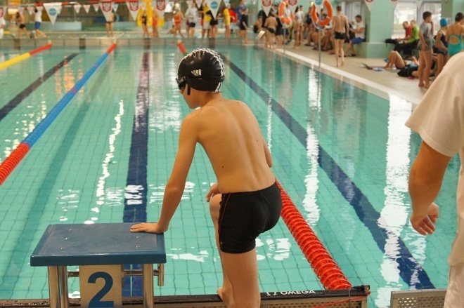 II Mistrzostwa Ostrołęki w pływaniu (16.11.2013) - zdjęcie #29 - eOstroleka.pl