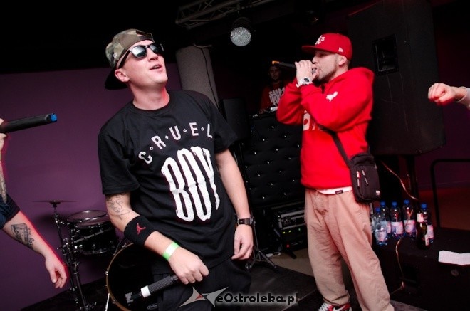 Koncert Małpy, Bezczela i Fabuły w Klubie u Studentów [16.11.2013] - zdjęcie #29 - eOstroleka.pl