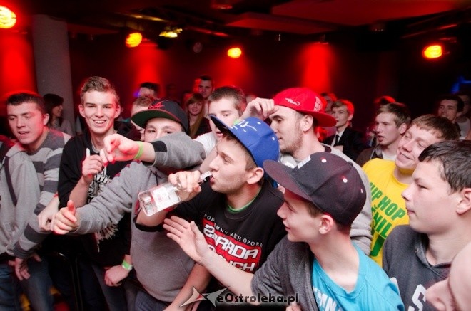 Koncert Małpy, Bezczela i Fabuły w Klubie u Studentów [16.11.2013] - zdjęcie #26 - eOstroleka.pl
