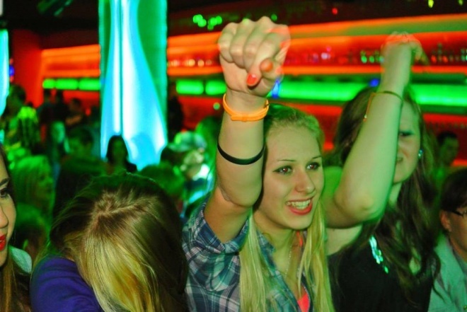Club Ibiza Zalesie: Koncert zespołu Maxel [16.11.2013] - zdjęcie #57 - eOstroleka.pl